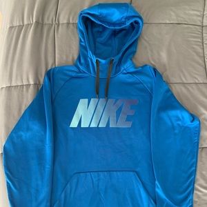 Nike dri-fit sweatshirt